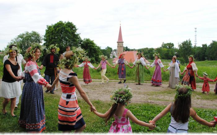 Feast of the Trinity in Gatchina 2013 Feast of the Trinity in Gatchina 2013